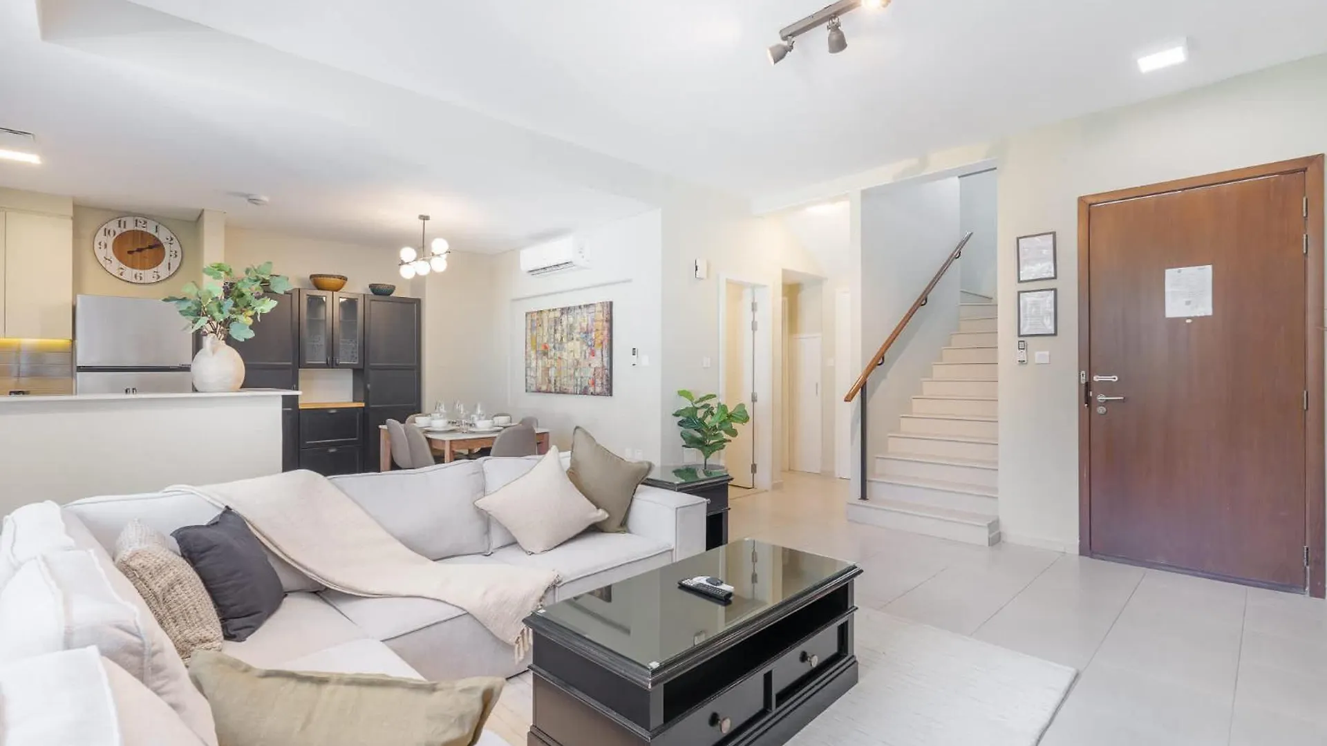Elegant Villa Escape Perfect For Families Dubai