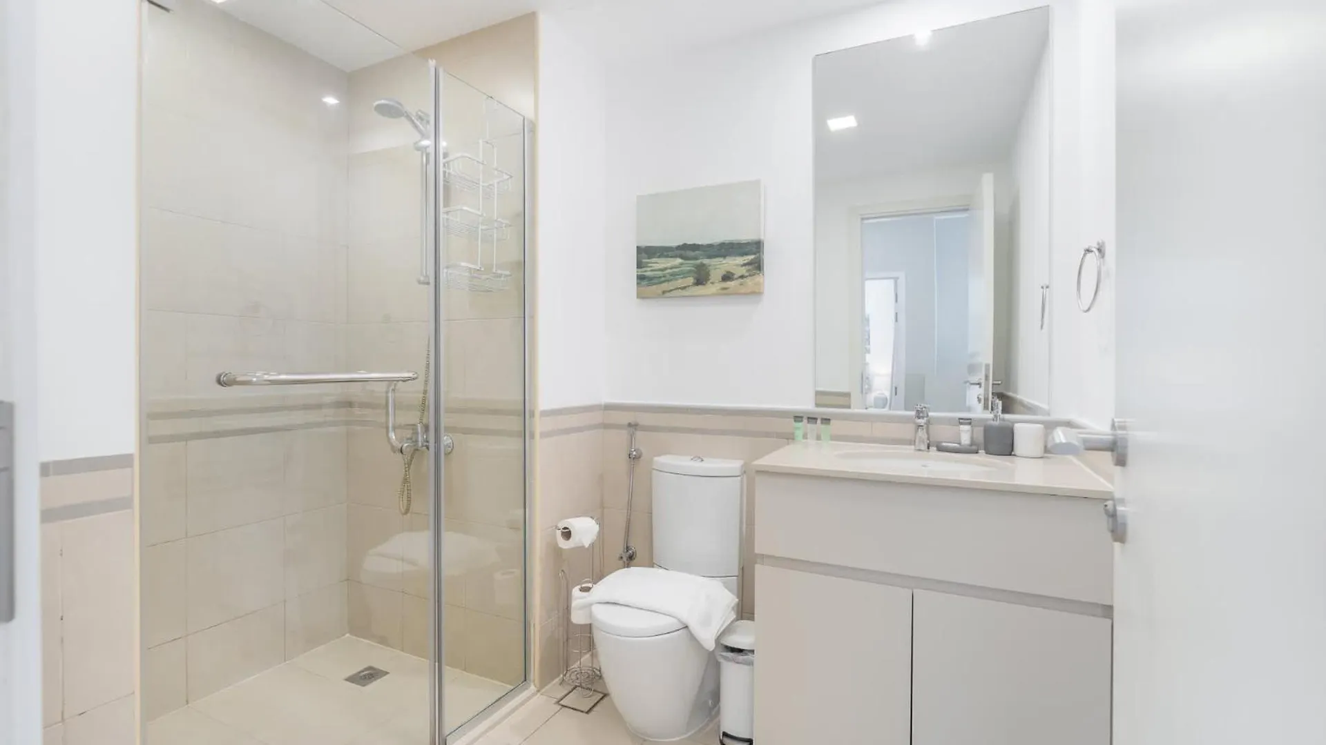 Elegant Villa Escape Perfect For Families Dubai