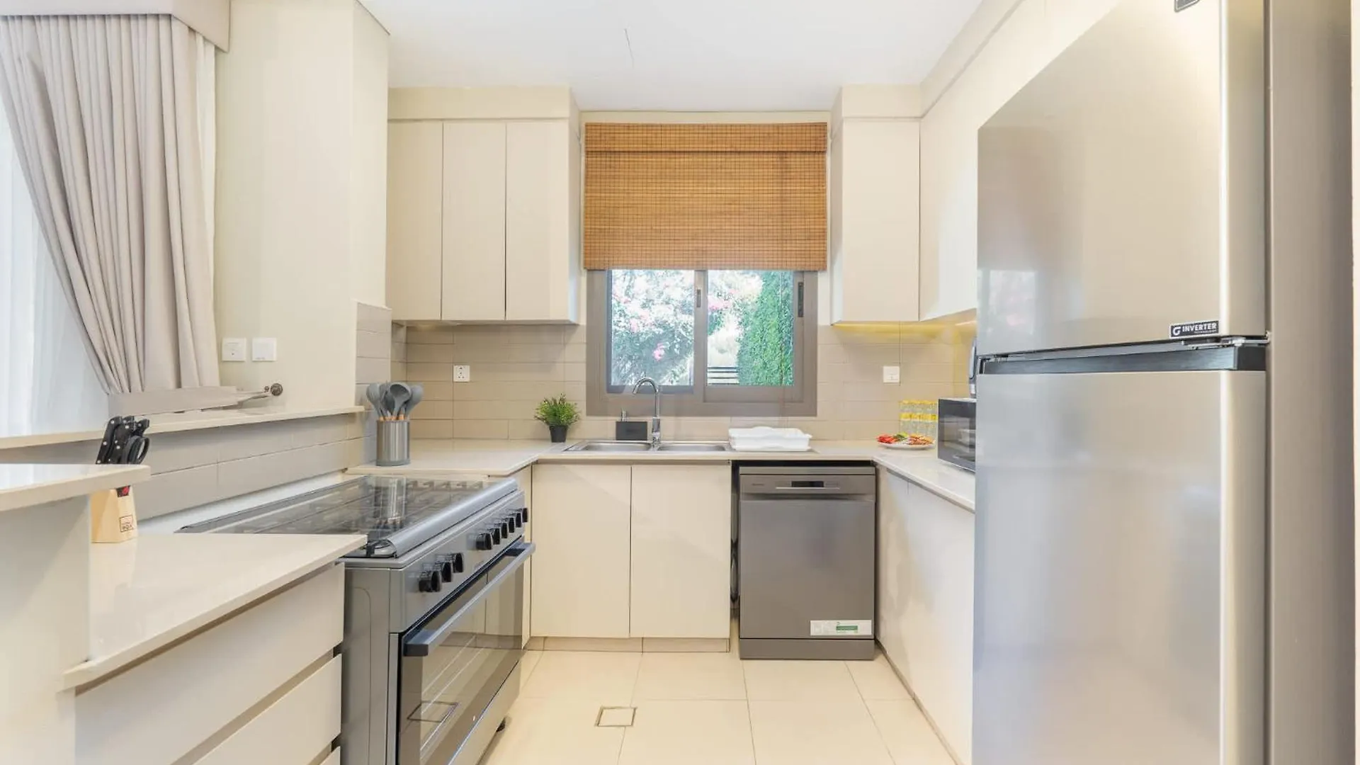 Elegant Villa Escape Perfect For Families Dubai