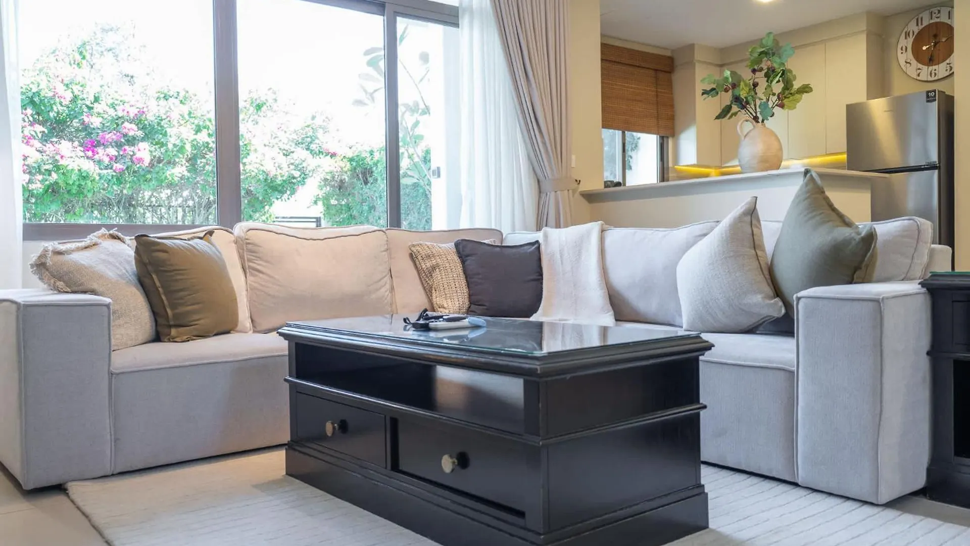Elegant Villa Escape Perfect For Families Dubai